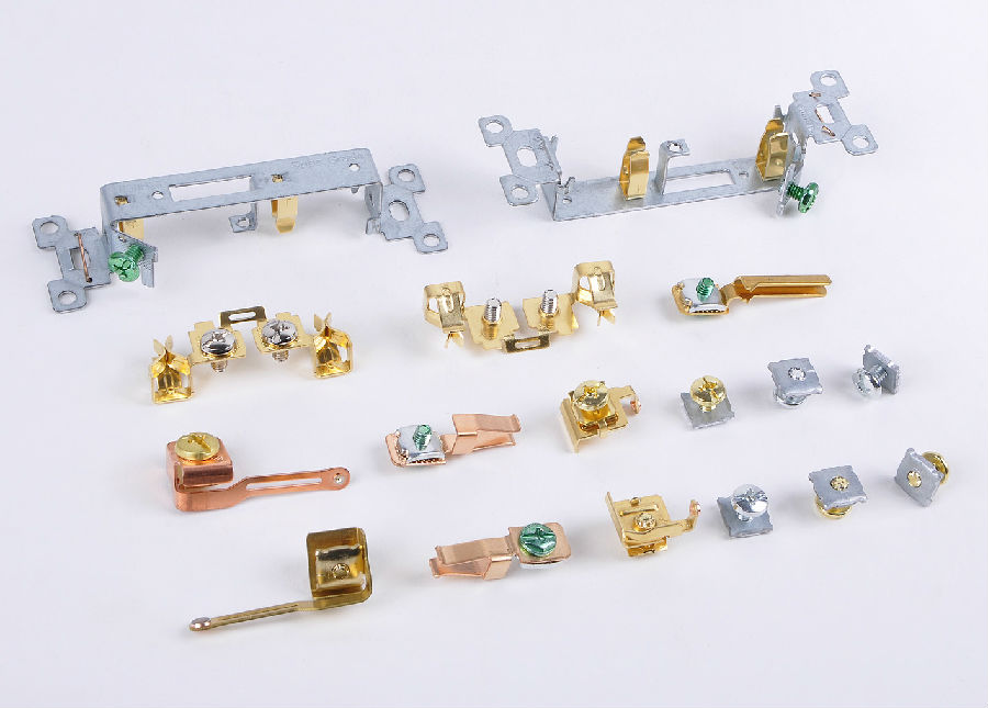 五金沖壓加工件表面出現(xiàn)凸包缺陷的原因是什么？解決方法！